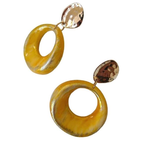 Fashion Jewelry Pierced Gold Tone Drop Hoop Earrings in Yellow Golden Color - Picture 7 of 9